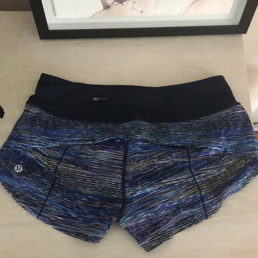Lululemon Patterned Shorts - image 2